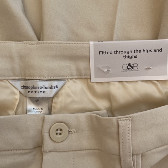 Christopher & Banks 6P cream perfect pants - Picture 4 of 6